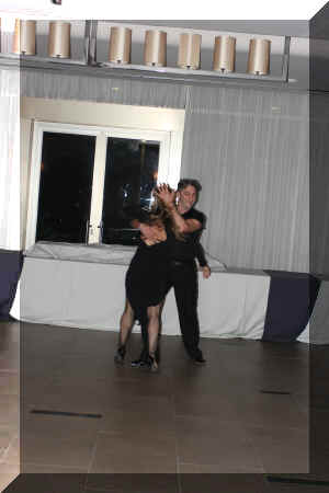 IMG_7686.JPG (1210365 byte)